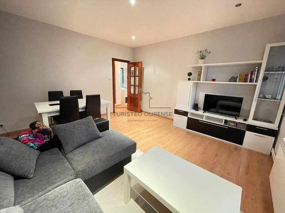 O Cuarto De Abastos Apartman Orense Kültér fotó